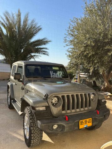 מודעת רכב ג'יפ רנגלר