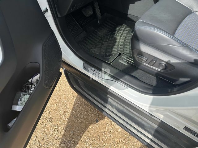 מודעת רכב טויוטה RAV4