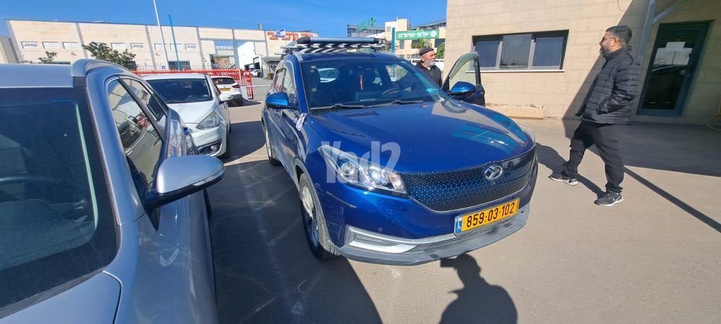 מודעת רכב סרס EV-3