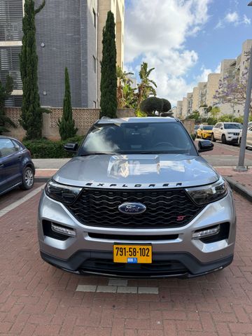 מודעת רכב פורד אקספלורר