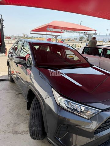מודעת רכב טויוטה RAV4