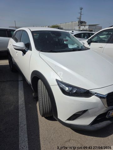 מודעת רכב מאזדה CX-3