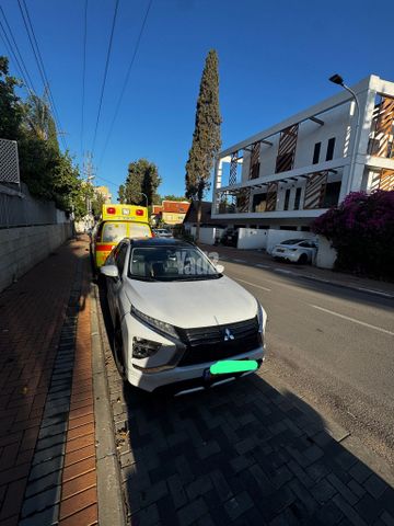 מודעת רכב מיצובישי אקליפס קרוס