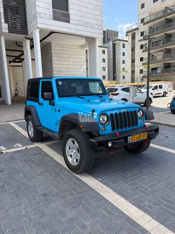 מודעת רכב ג'יפ רנגלר