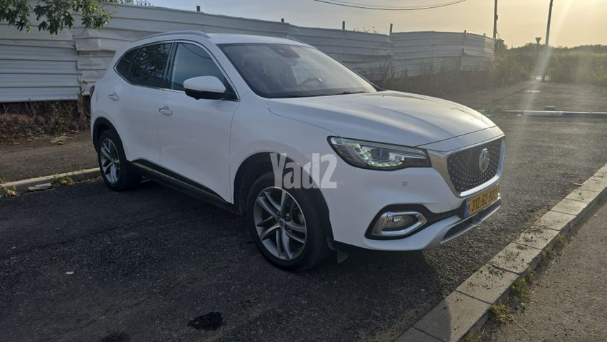 מודעת רכב אם ג'י EHS PHEV