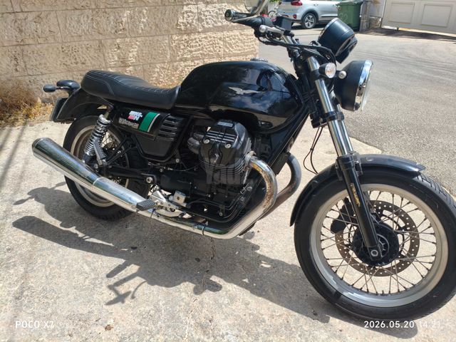 מודעת רכב מוטוגוצי V7 Stone ABS