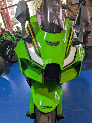 מודעת רכב קאוואסאקי נינג'ה ZX 10R