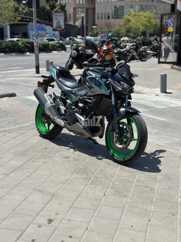 מודעת רכב קאוואסאקי Z500