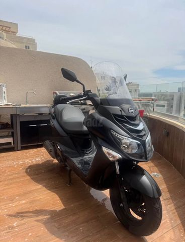 מודעת רכב סאן יאנג ג'וי רייד 200