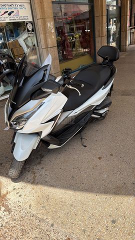 מודעת רכב הונדה פורזה 350