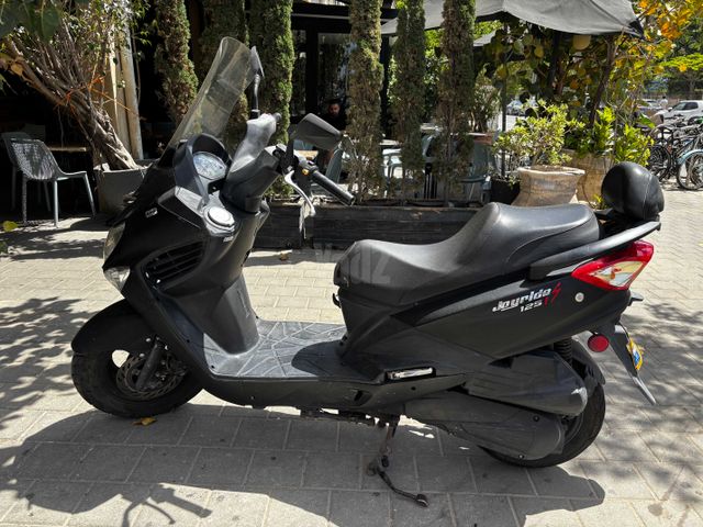 מודעת רכב סאן יאנג ג'וי רייד 125