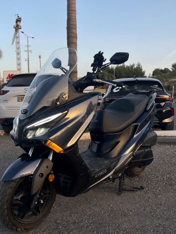 מודעת רכב קימקו איקס טאון CT 250