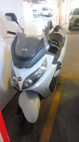 מודעת רכב סאן יאנג מקסים 400