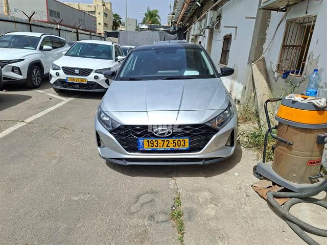 מודעת רכב יונדאי i20