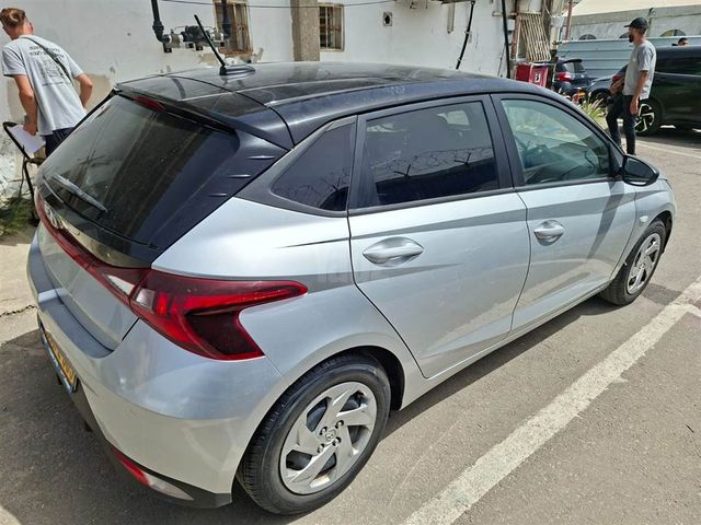 מודעת רכב יונדאי i20 2