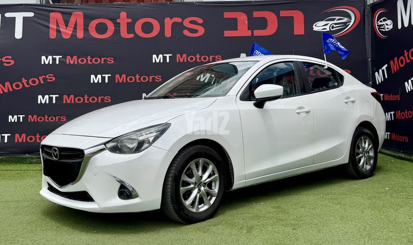מודעת רכב מאזדה 2