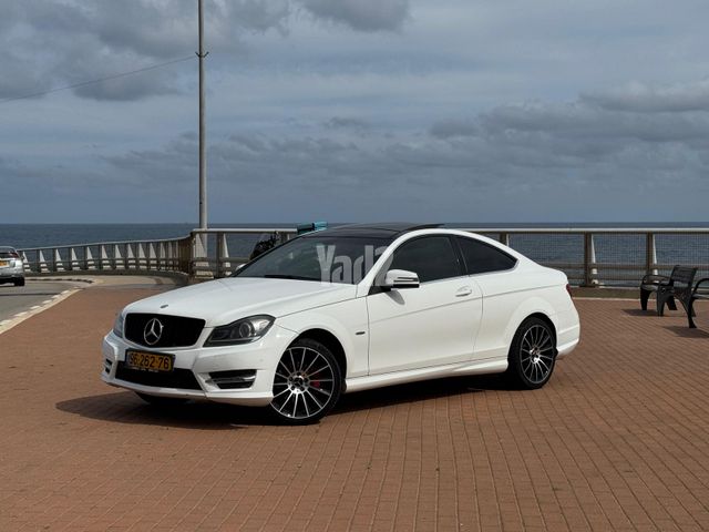 מודעת רכב מרצדס-בנץ C-class