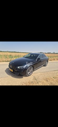 מודעת רכב מרצדס-בנץ E-class