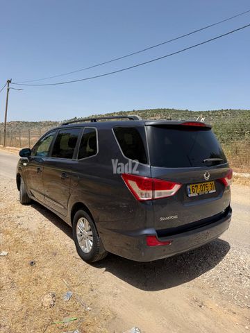 מודעת רכב סאנגיונג רודיוס 2