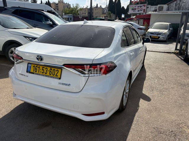 מודעת רכב טויוטה קורולה 3