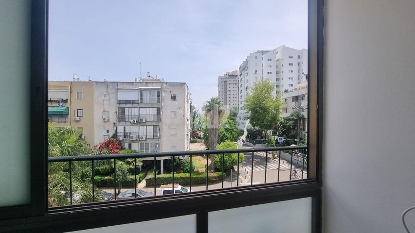 הרב הרצוג 1