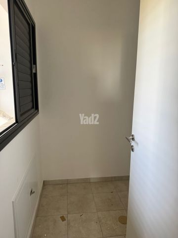 שדרות עמק יזרעאל 75