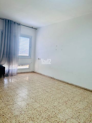 רחבת צפת 32