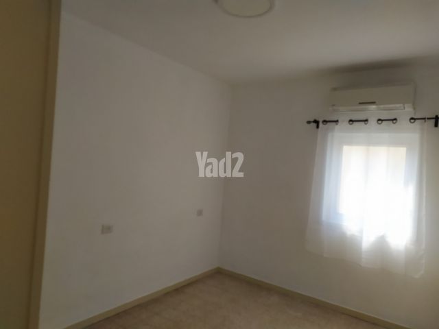 יבנה 20