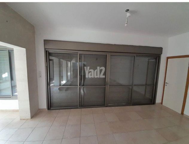 מעלה הרדוף 23