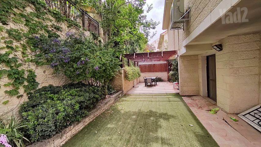 בית פרטי/ קוטג' למכירה בבית שמש (תיווך) — 2