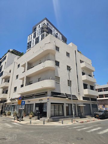 דירה למכירה בתל אביב יפו (תיווך) — 2