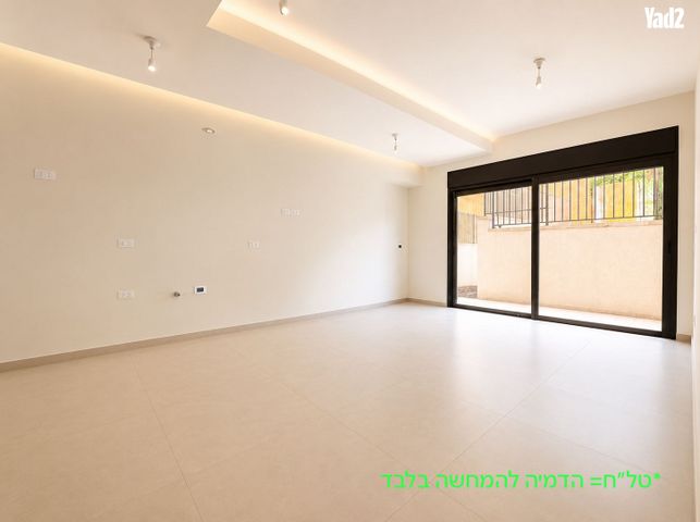 נווה יהושע, ערמונים