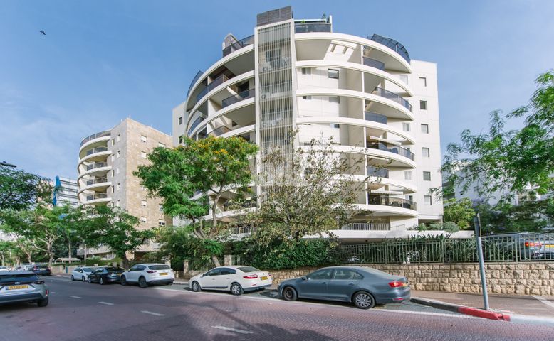 הרב אונטרמן 