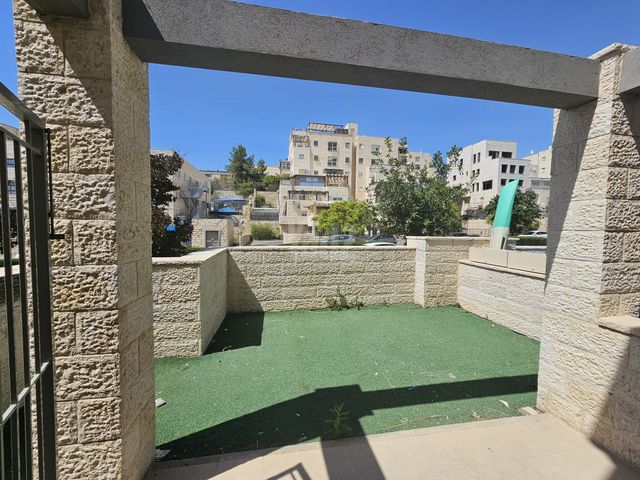 בית פרטי/ קוטג' למכירה בבית שמש (תיווך) — 3