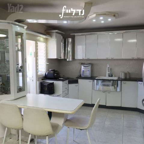 גג/ פנטהאוז למכירה בבית שמש (תיווך) — 5