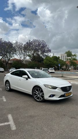 מודעת רכב מאזדה 6