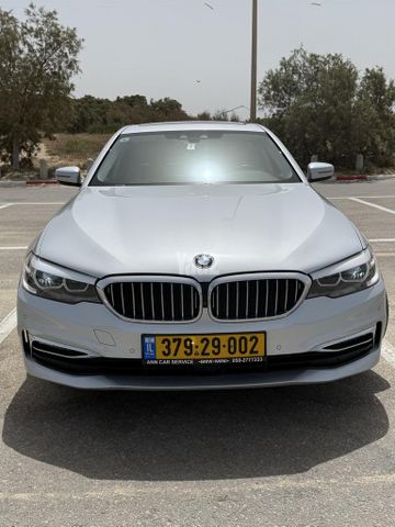 מודעת רכב ב מ וו סדרה 5