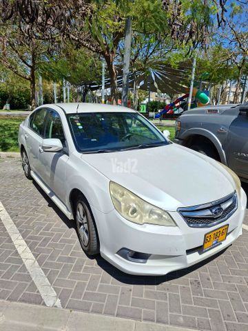 מודעת רכב סובארו B4/לגאסי