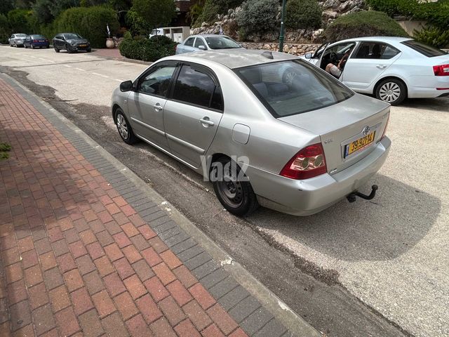 מודעת רכב טויוטה קורולה