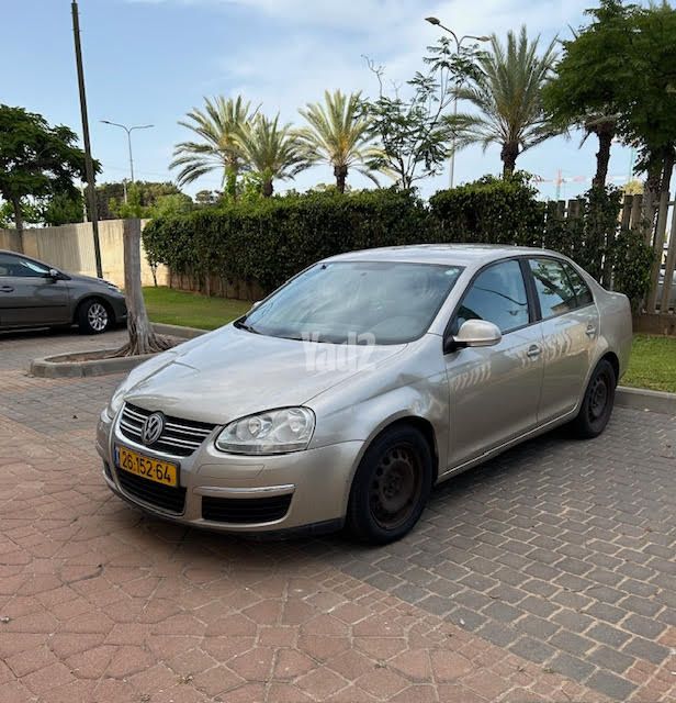 מודעת רכב פולקסווגן ג'טה