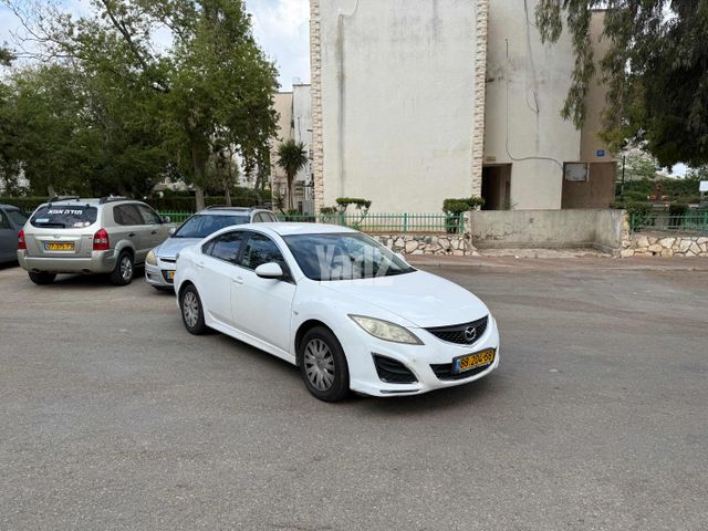 מודעת רכב מאזדה 6