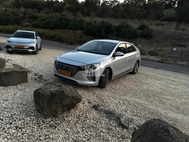 מודעת רכב יונדאי איוניק