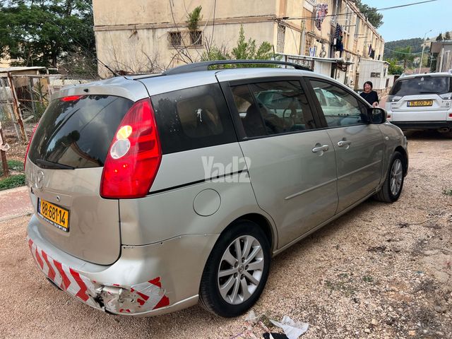 מודעת רכב מאזדה 5