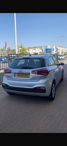 מודעת רכב יונדאי i20