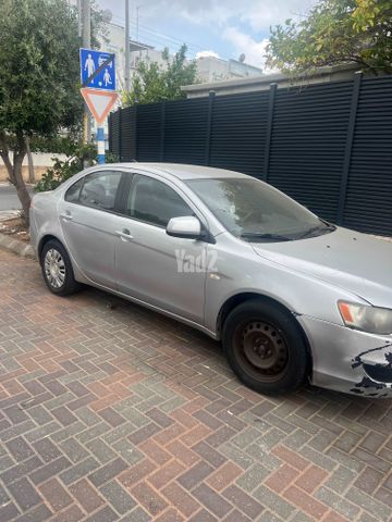 מודעת רכב מיצובישי לנסר