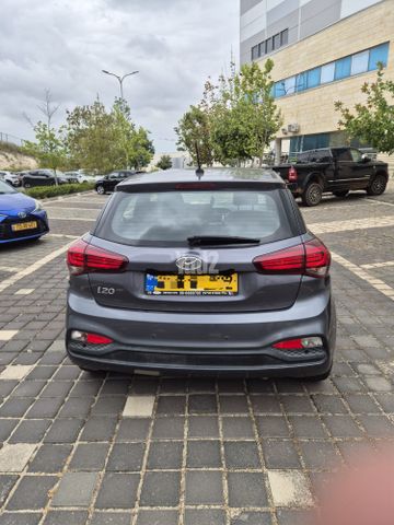 מודעת רכב יונדאי i20