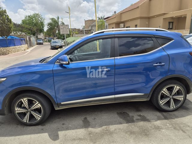 מודעת רכב אם ג'י ZS