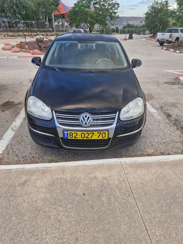 מודעת רכב פולקסווגן ג'טה 