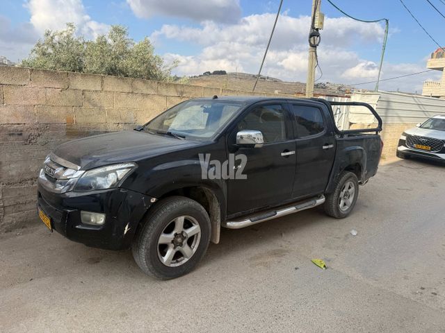 מודעת רכב איסוזו די-מקס