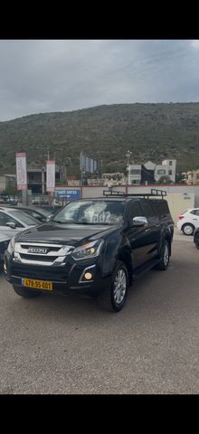 מודעת רכב איסוזו די-מקס